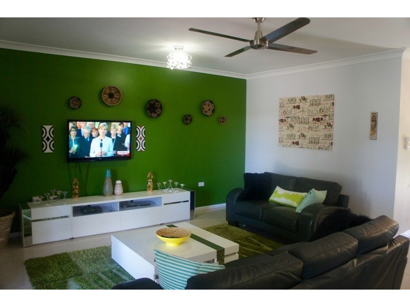 6  KURRUK CLOSE, White Rock QLD 4868