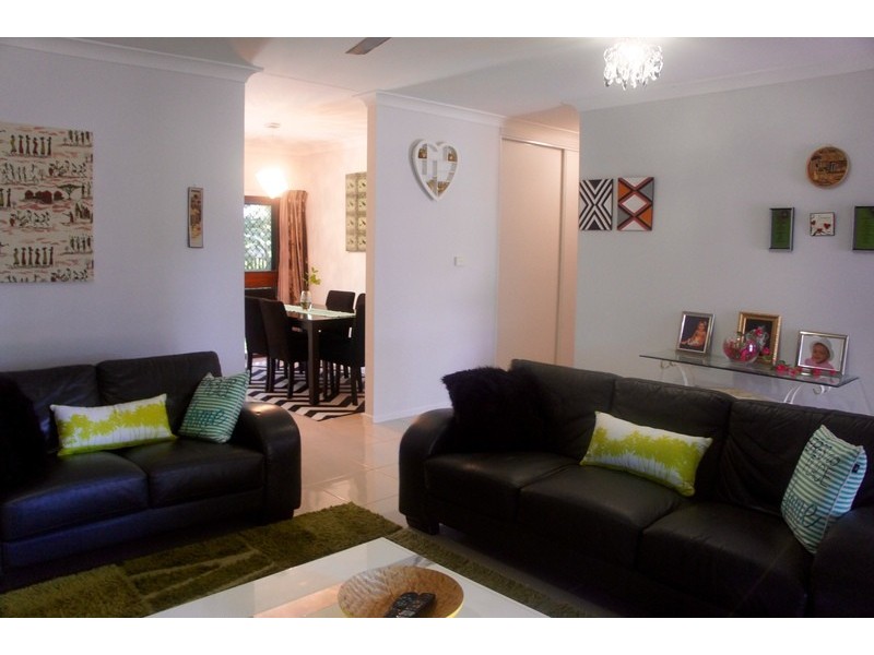 6  KURRUK CLOSE, White Rock QLD 4868