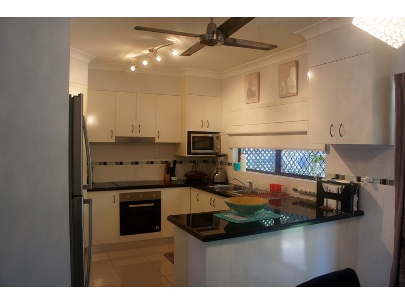 6  KURRUK CLOSE, White Rock QLD 4868