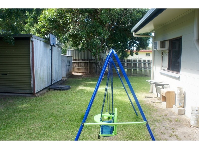 6  KURRUK CLOSE, White Rock QLD 4868