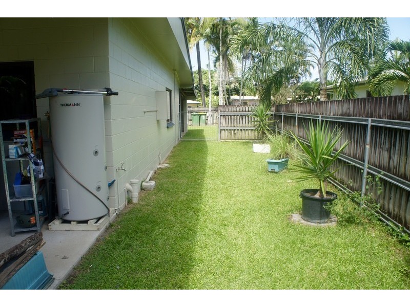 6  KURRUK CLOSE, White Rock QLD 4868