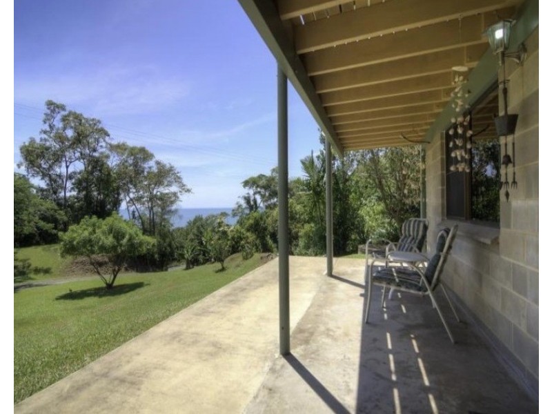 1361 Mossman- Daintree Rd, Rocky Point QLD 4873