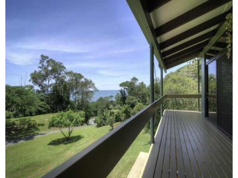 1361 Mossman- Daintree Rd, Rocky Point QLD 4873