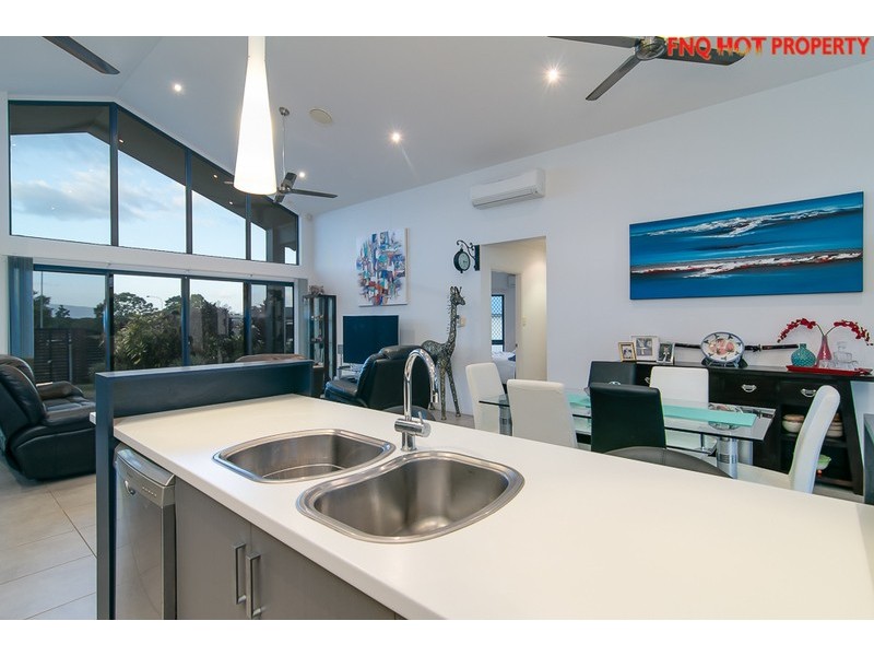 1 Pollock Close, Bentley Park QLD 4869