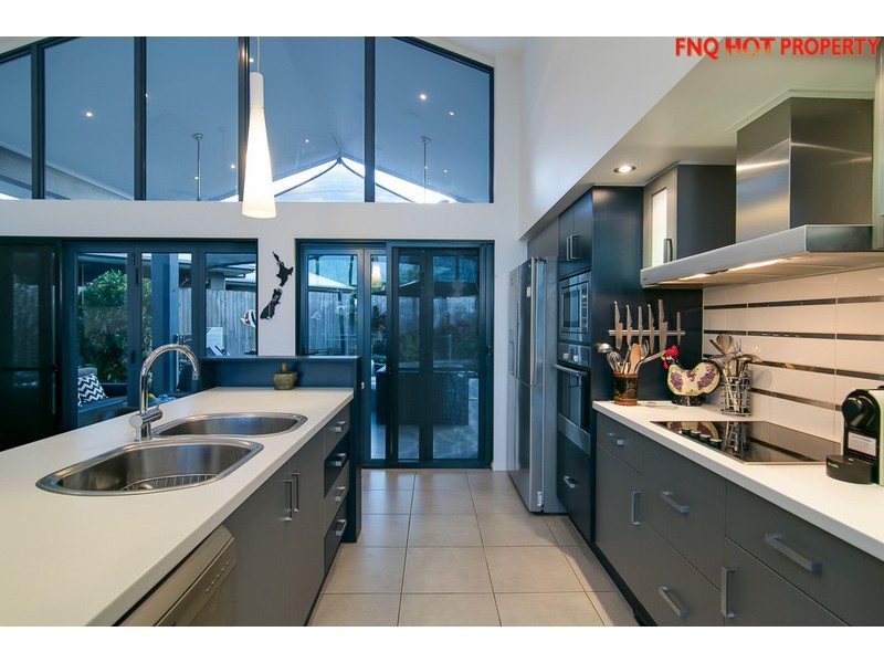 1 Pollock Close, Bentley Park QLD 4869