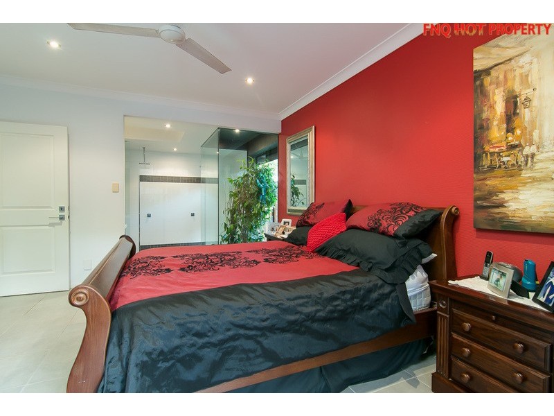 1 Pollock Close, Bentley Park QLD 4869