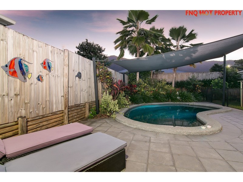 1 Pollock Close, Bentley Park QLD 4869