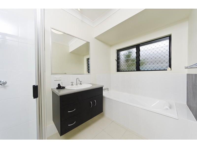 2/64 Harbour Drive, Trinity Park QLD 4879