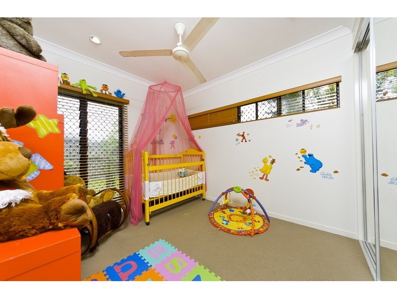 2/64 Harbour Drive, Trinity Park QLD 4879