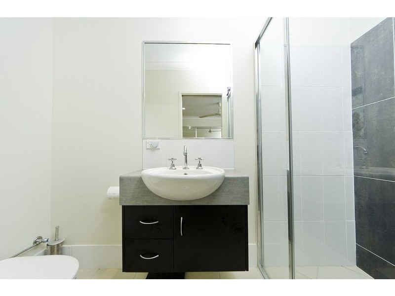 2/64 Harbour Drive, Trinity Park QLD 4879