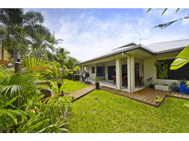 2/64 Harbour Drive, Trinity Park QLD 4879
