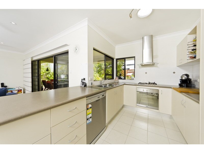 2/64 Harbour Drive, Trinity Park QLD 4879