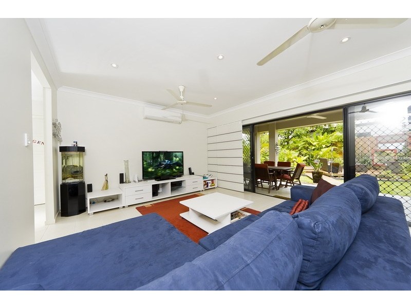2/64 Harbour Drive, Trinity Park QLD 4879