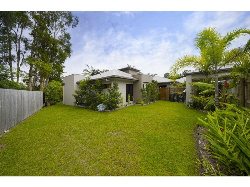 2/64 Harbour Drive, Trinity Park QLD 4879