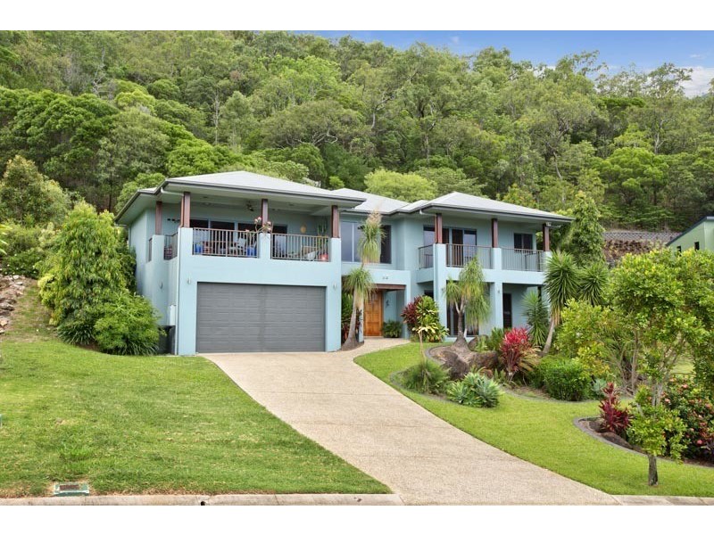 22 Savannah St, Palm Cove QLD 4879