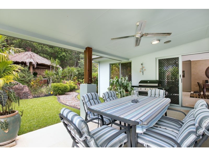 22 Savannah St, Palm Cove QLD 4879