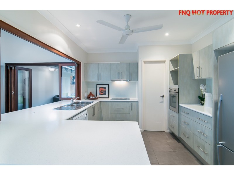 40 Iridescent Drive, Trinity Park QLD 4879