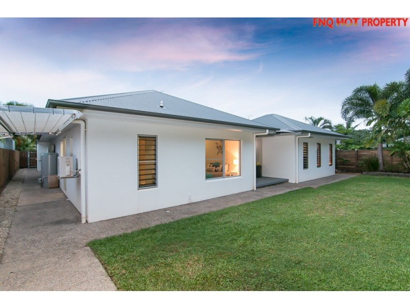 40 Iridescent Drive, Trinity Park QLD 4879