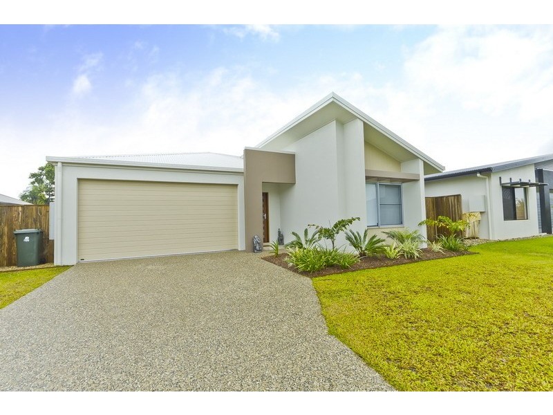 136 Roberts Drive, Trinity Beach QLD 4879