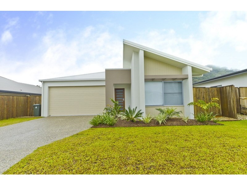 136 Roberts Drive, Trinity Beach QLD 4879