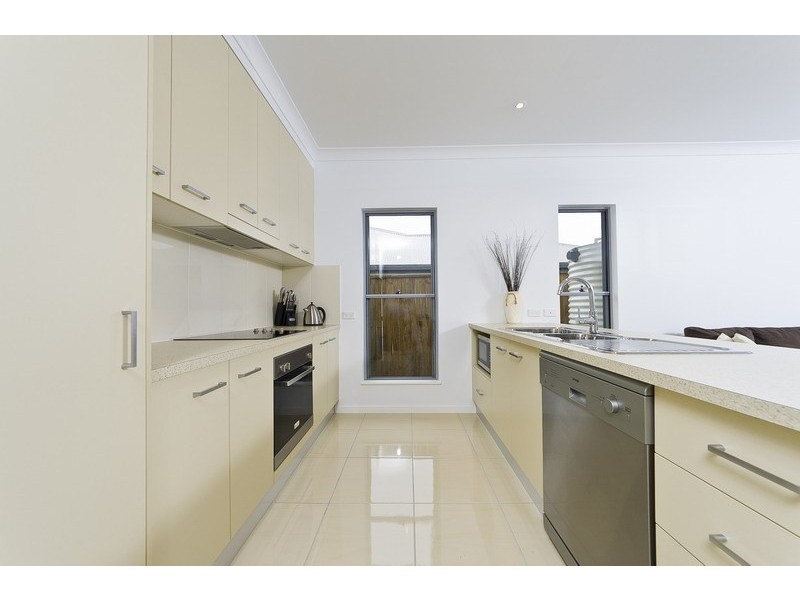 136 Roberts Drive, Trinity Beach QLD 4879