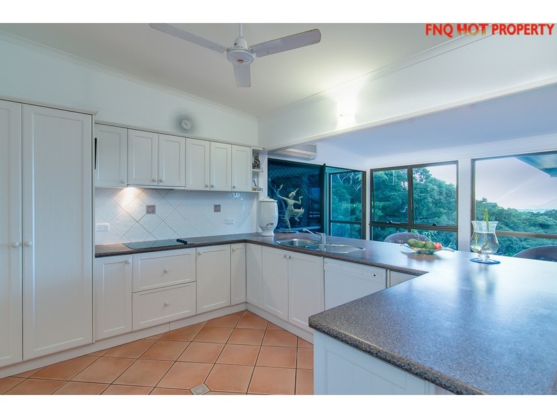 166-172 Stanton Road, Smithfield QLD 4878