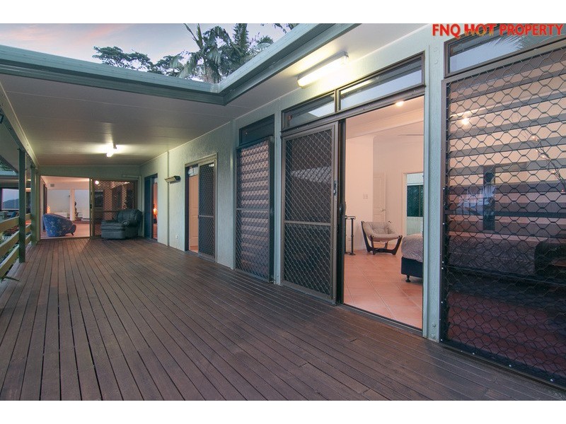 166-172 Stanton Road, Smithfield QLD 4878