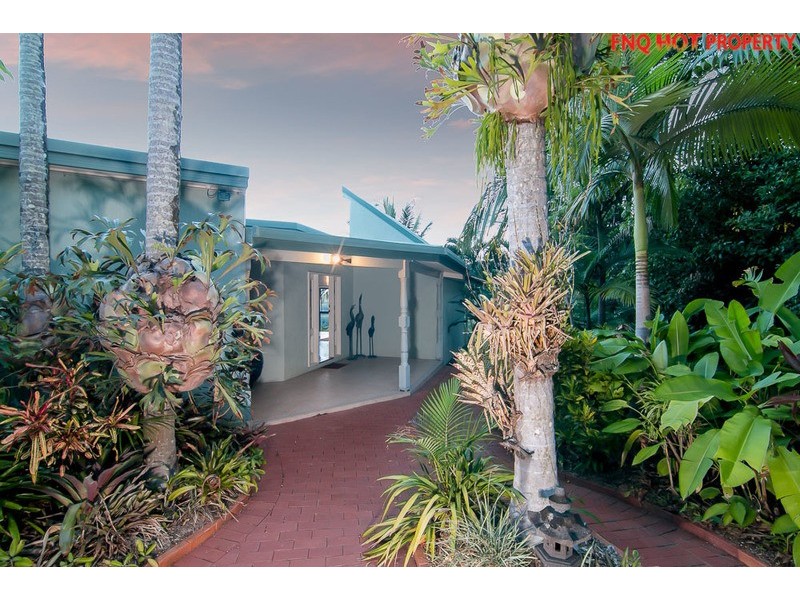 166-172 Stanton Road, Smithfield QLD 4878