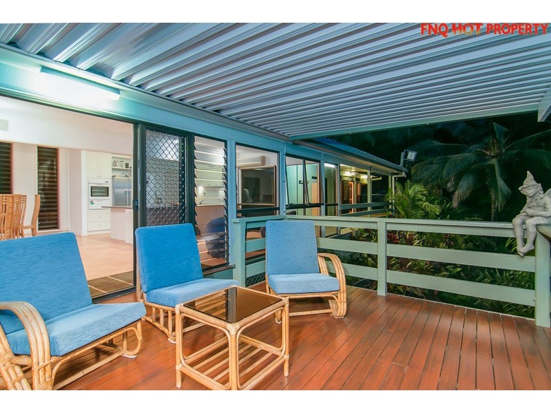 166-172 Stanton Road, Smithfield QLD 4878