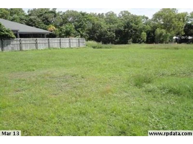 20 Muller Street, Palm Cove QLD 4879