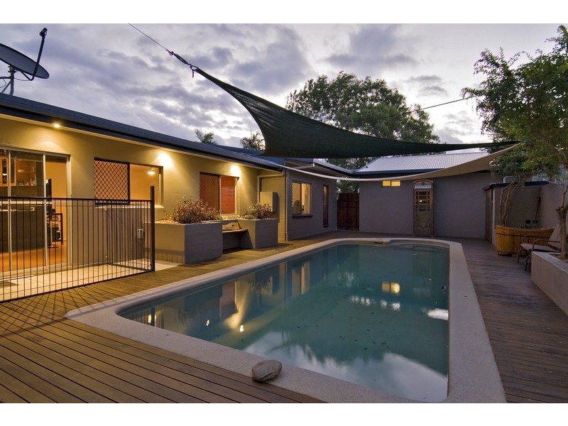 26 Debbie Street, Trinity Park QLD 4879