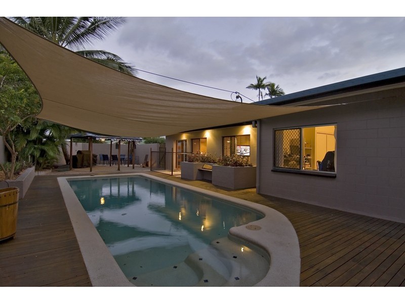 26 Debbie Street, Trinity Park QLD 4879