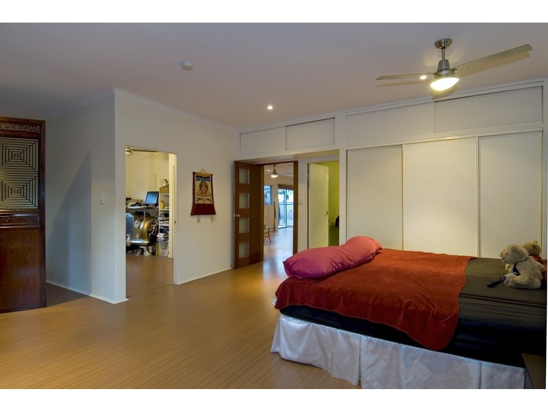 26 Debbie Street, Trinity Park QLD 4879