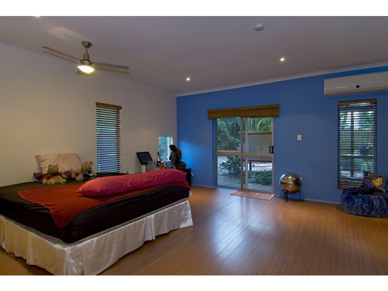 26 Debbie Street, Trinity Park QLD 4879