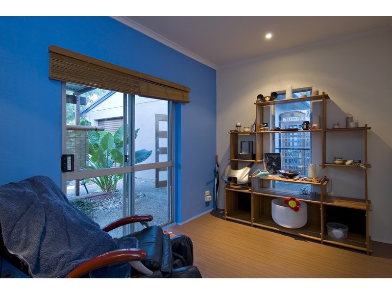 26 Debbie Street, Trinity Park QLD 4879