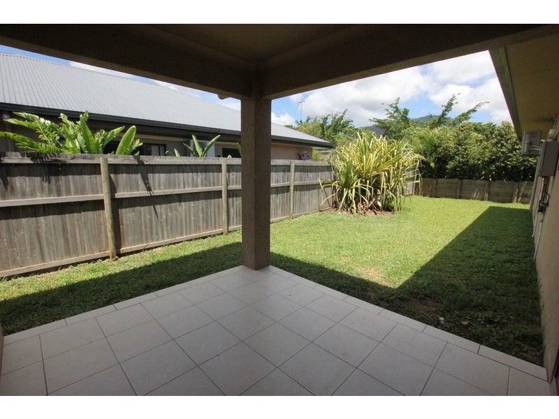 11 Thooleer Vista, Trinity Park QLD 4879