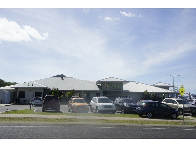 11 Thooleer Vista, Trinity Park QLD 4879