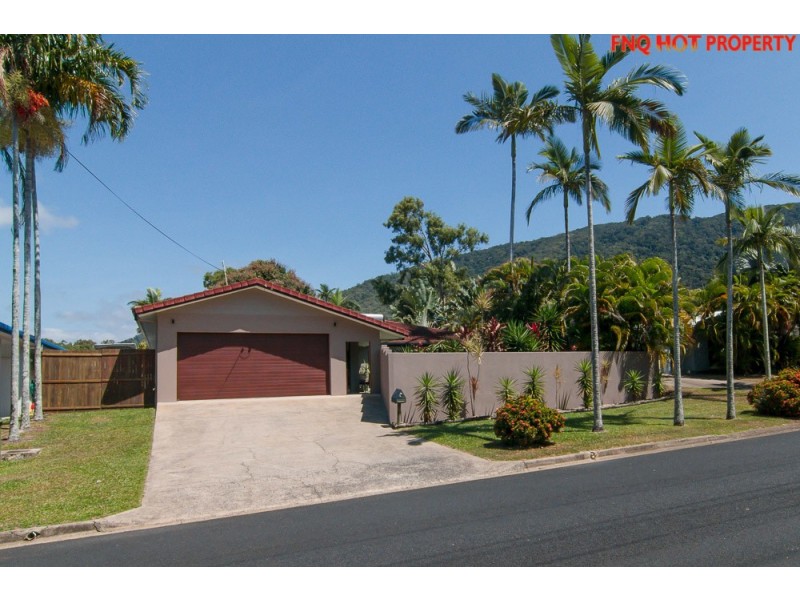 65 Terebra Street, Palm Cove QLD 4879
