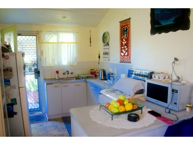 89 Digger St, Cairns North QLD 4870