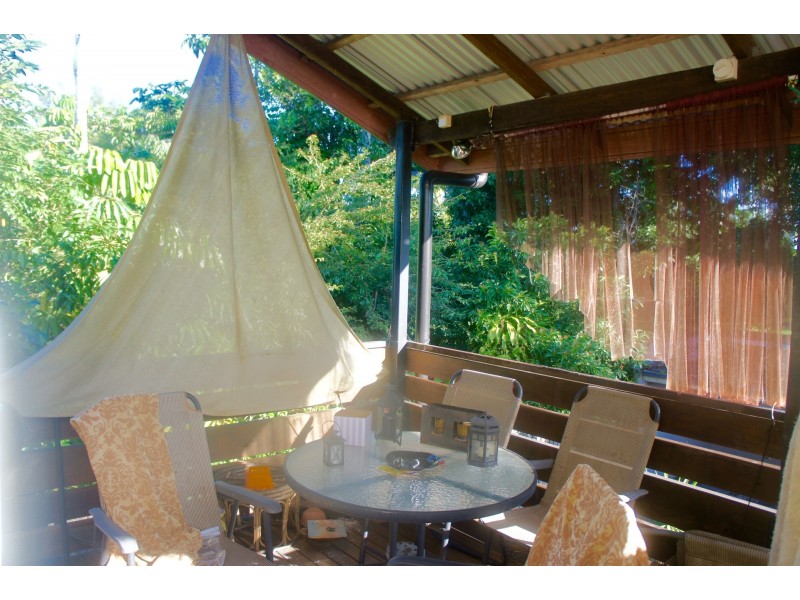 89 Digger St, Cairns North QLD 4870
