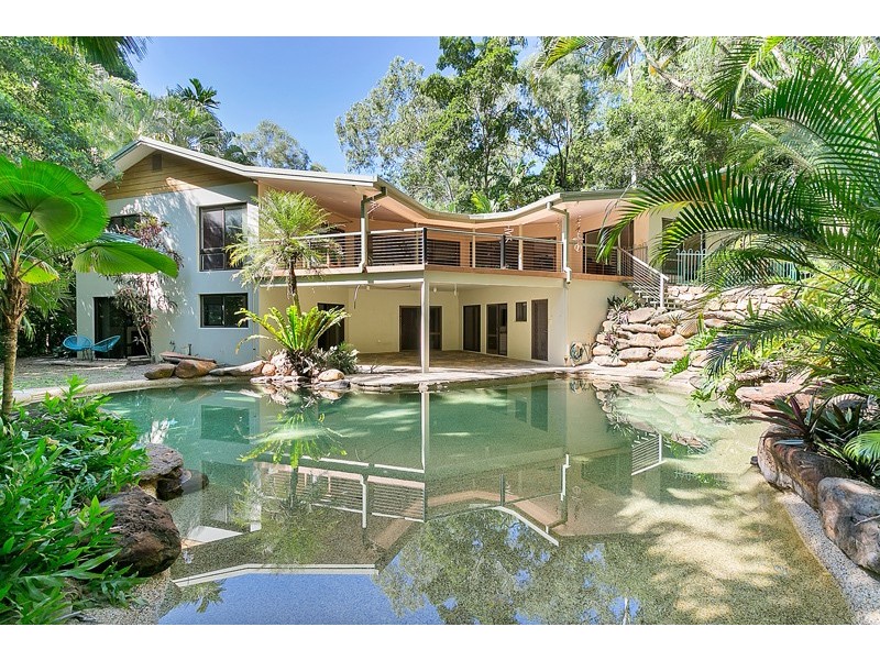 6-8  Houston Street, Clifton Beach QLD 4879