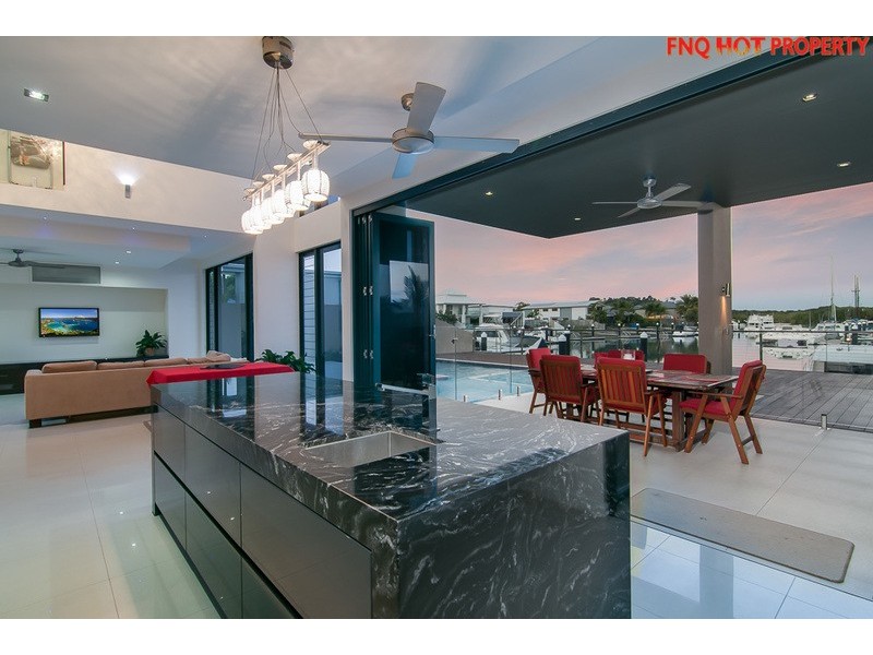 39 Harbour Drive, Trinity Park QLD 4879