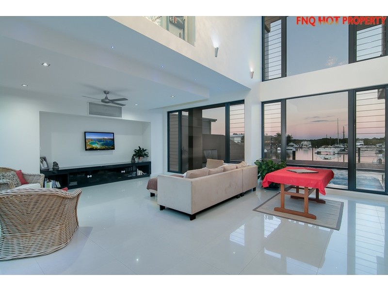 39 Harbour Drive, Trinity Park QLD 4879