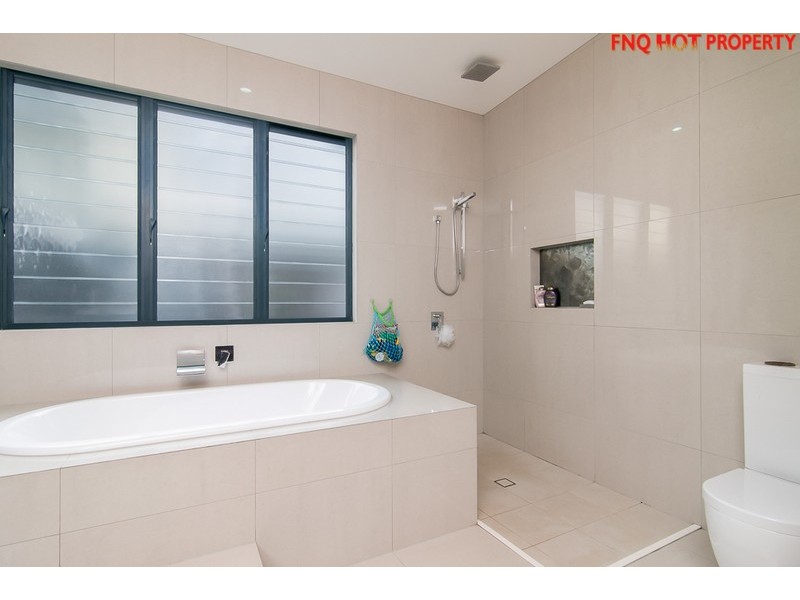 39 Harbour Drive, Trinity Park QLD 4879