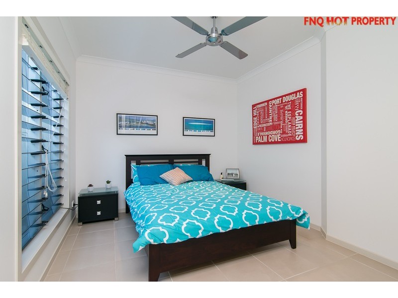 1/60 Harbour Drive, Trinity Park QLD 4879