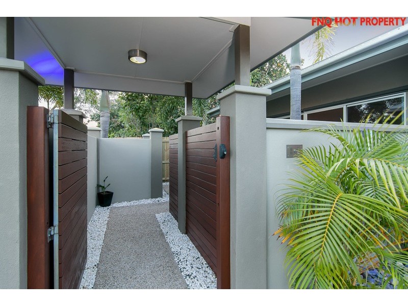 1/60 Harbour Drive, Trinity Park QLD 4879