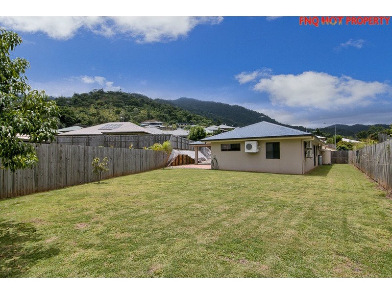 3 Queely Close, Redlynch QLD 4870