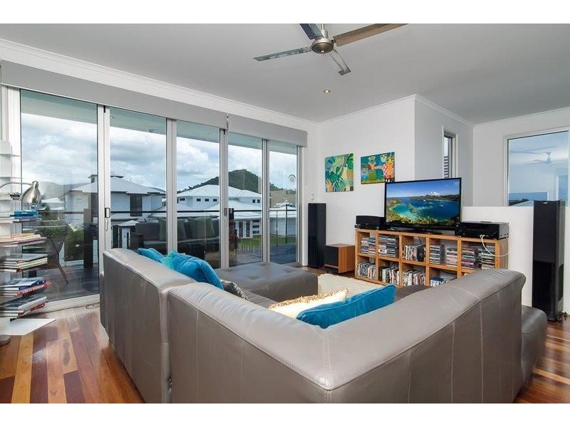 126 Harbour Drive, Trinity Park QLD 4879