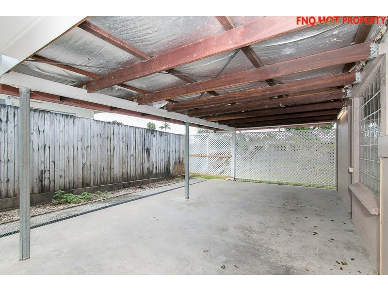 1 Coleus Court, Mooroobool QLD 4870