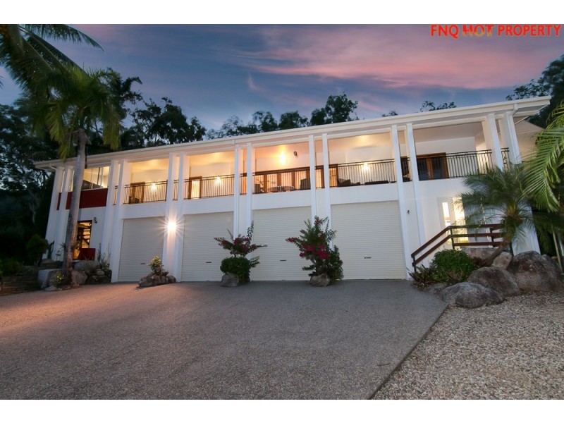 30-32 Alexandra St, Clifton Beach QLD 4879